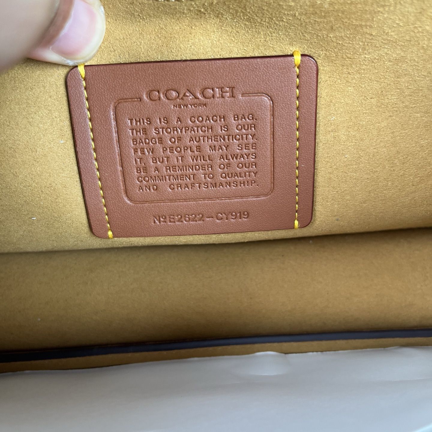The latest white version of the high-end purchasing grade…