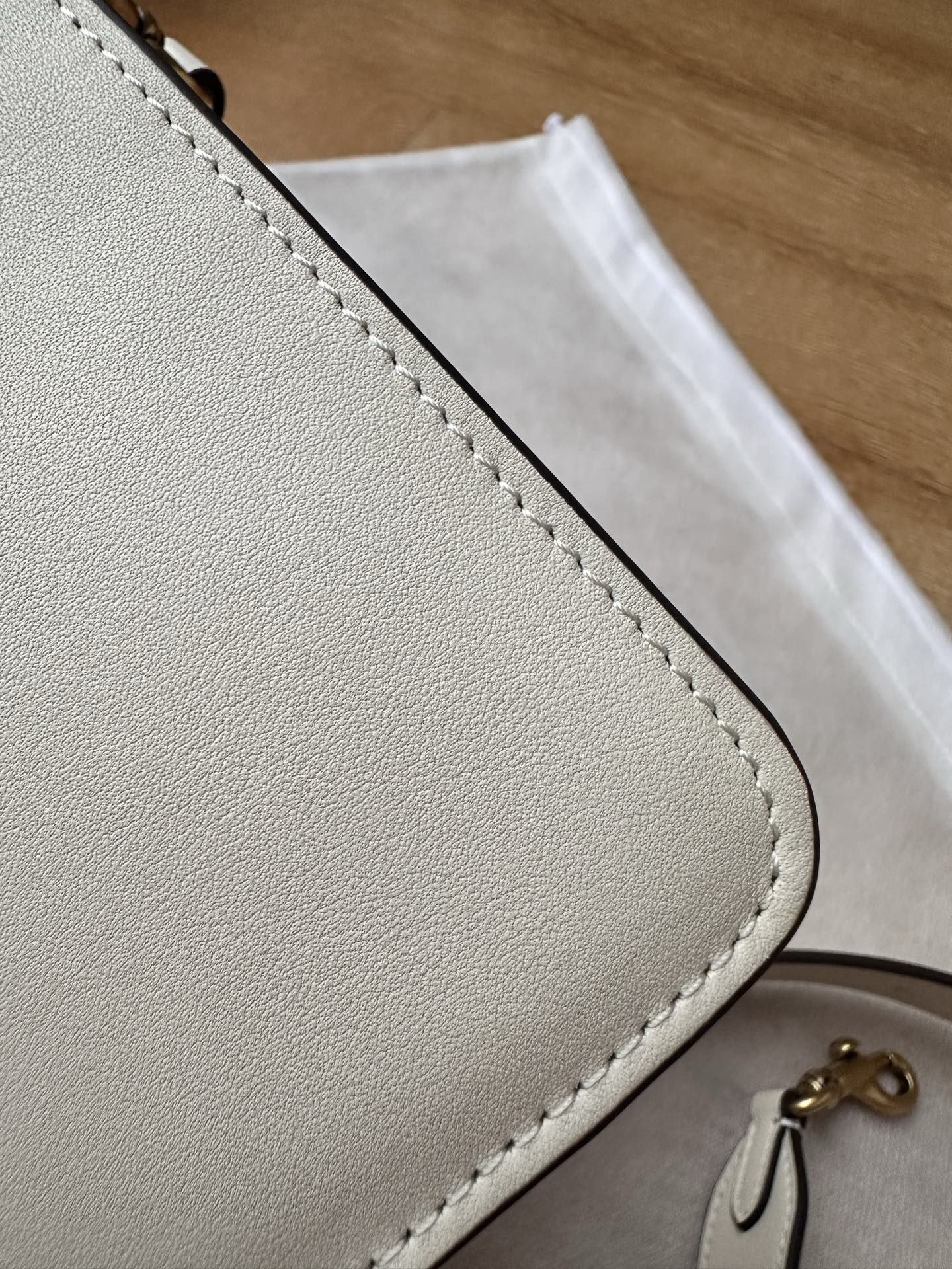 CY919 new ChainTabby 26 shoulder bag, made of cowhide…