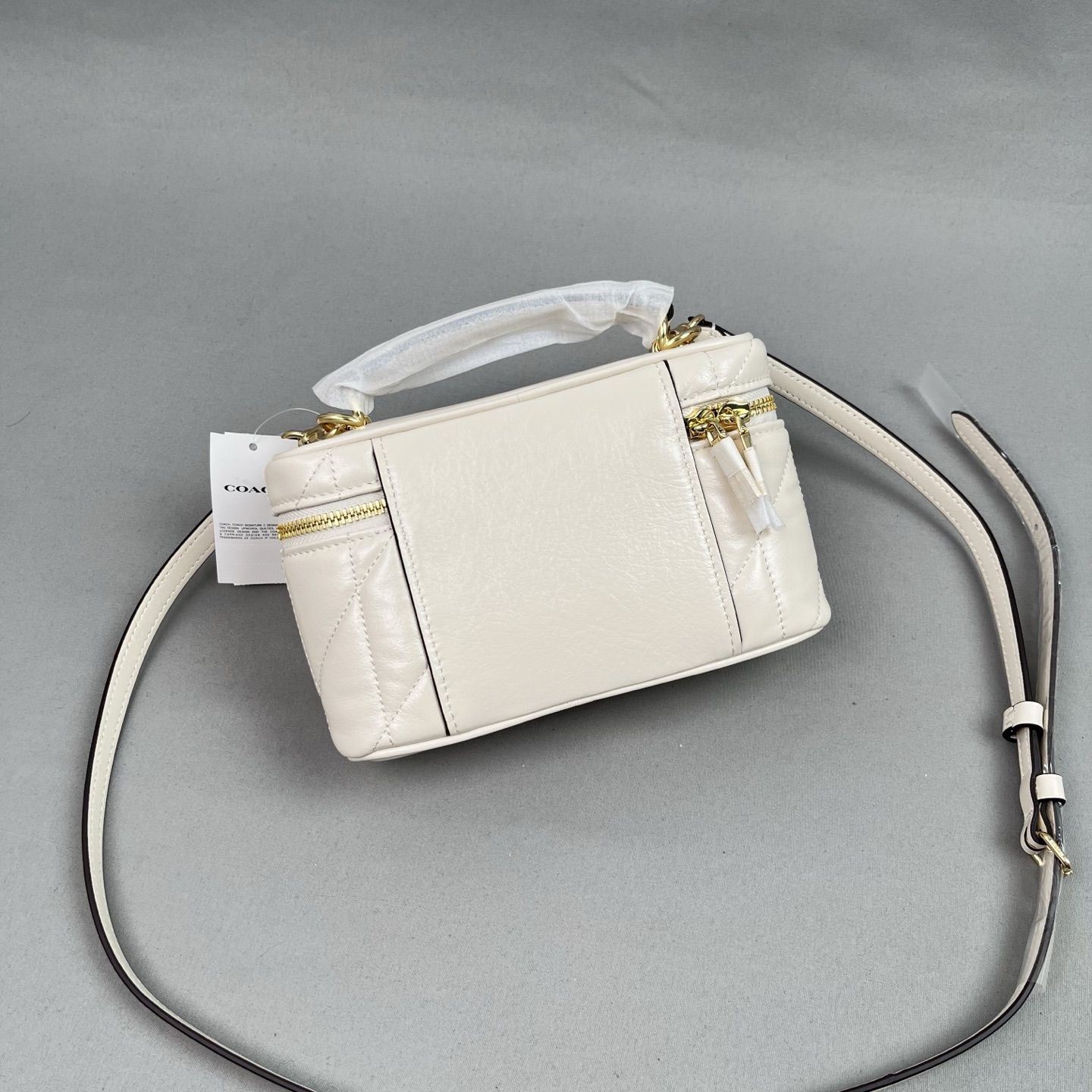 Coach original, top-grade white CE022, oil wax wrinkled leather